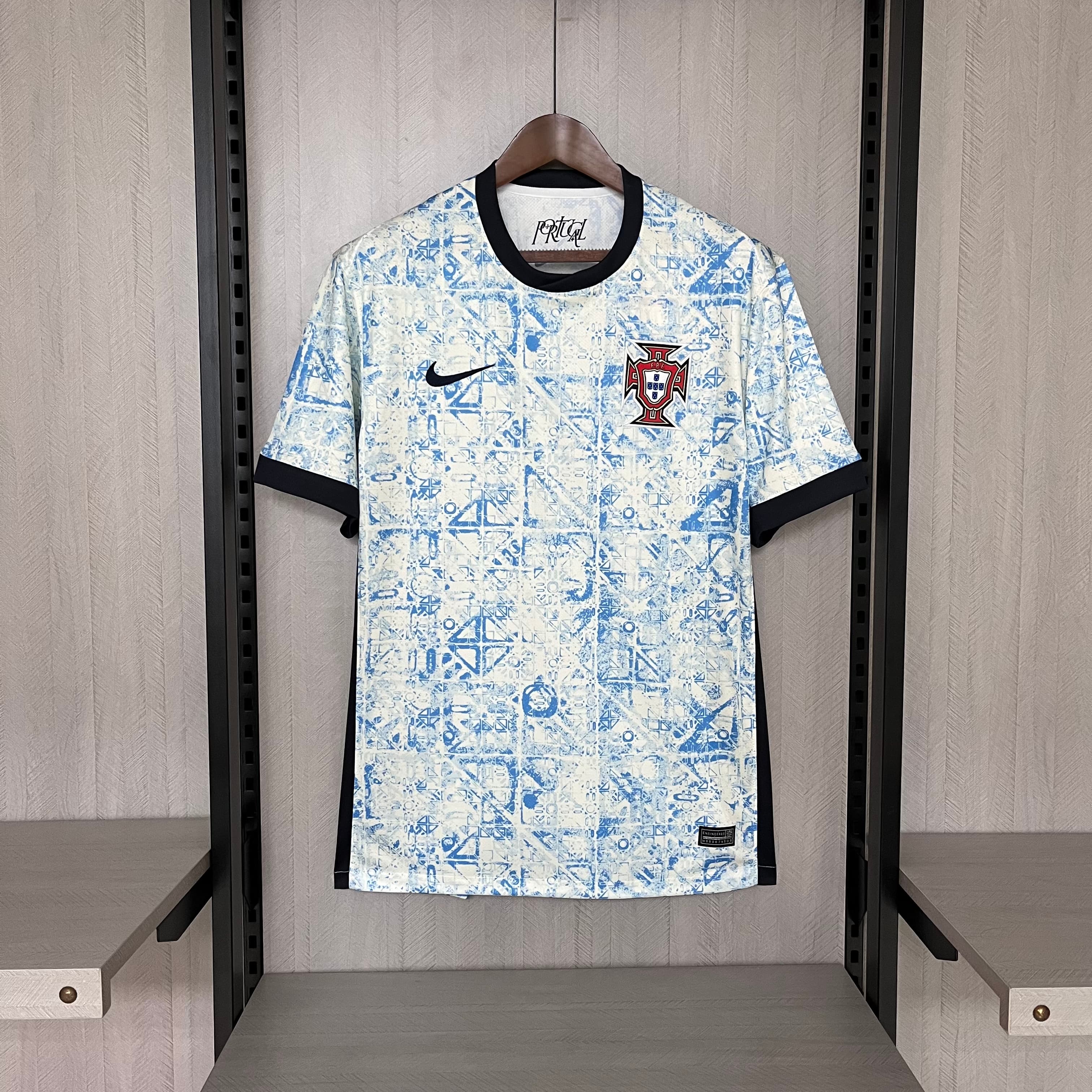 Camisa 02 2024 25 Portugal away